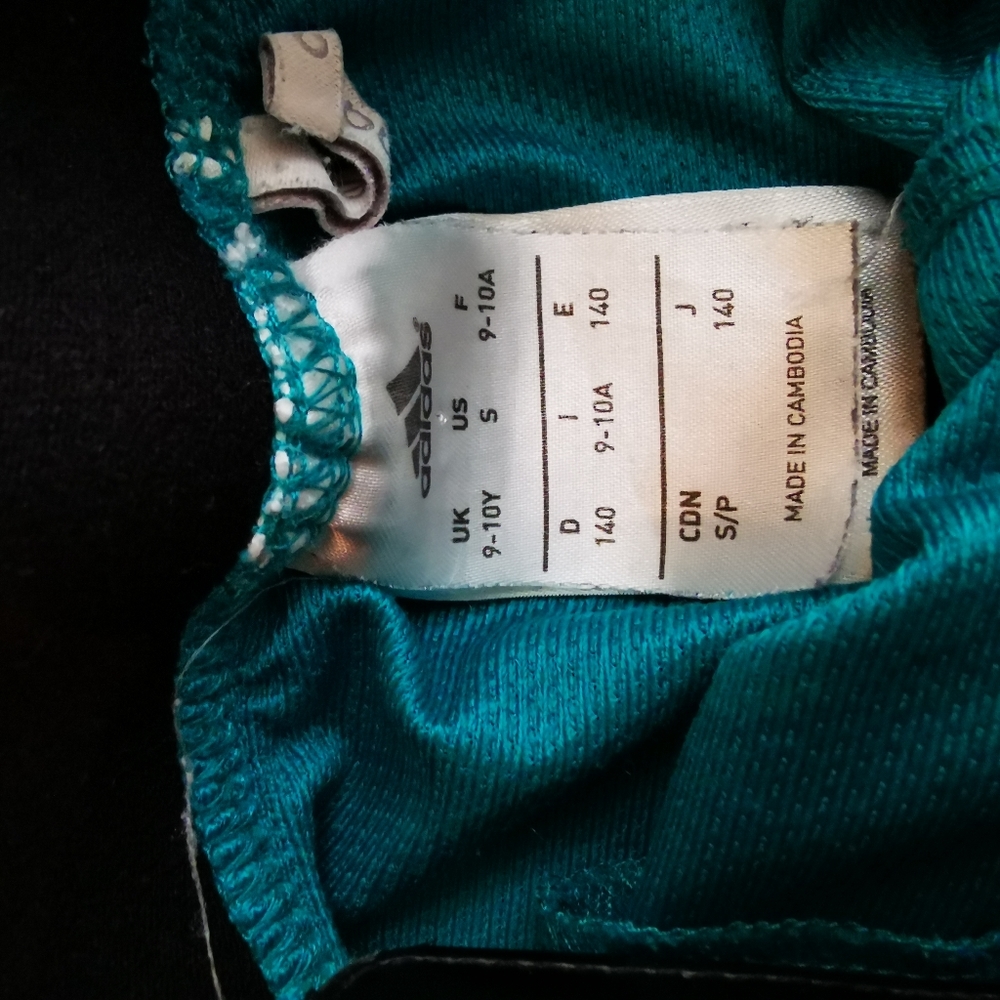 Adidas Shorts Boys Green Pattern age 9-10yr - Picture 6 of 8